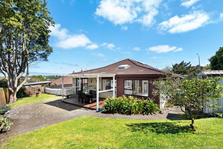 2/2 Monaco Place Mount Wellington_7