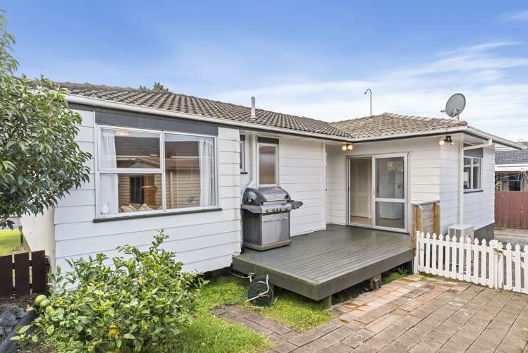 47 Thornlow Street Glendene_13