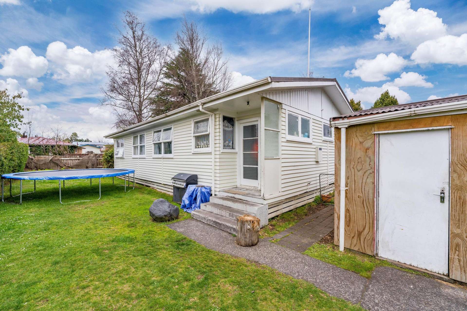 13 Te Rangitautahanga Road Turangi_0