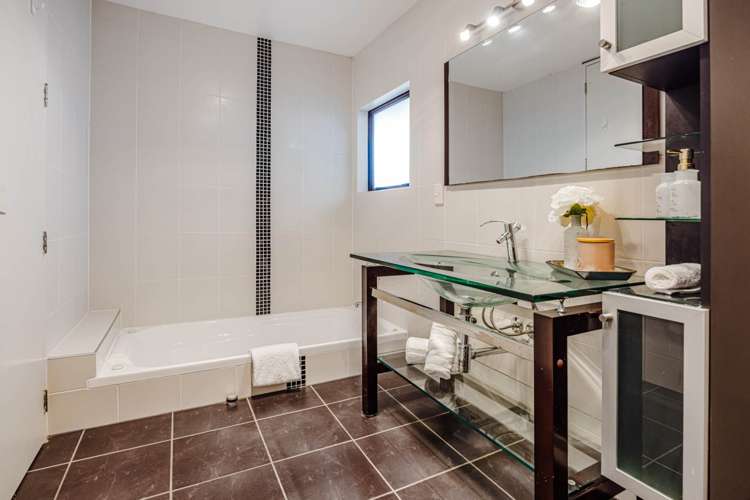 17 Debron Avenue Remuera_27