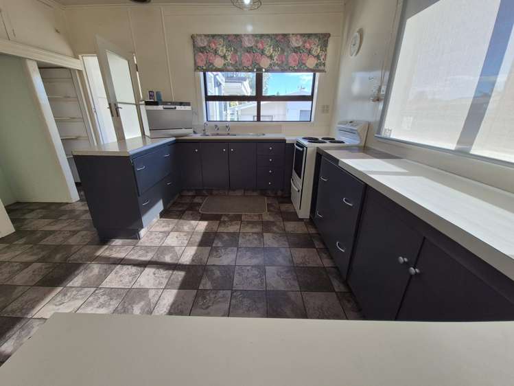 64 Roslin Street Tokoroa_8