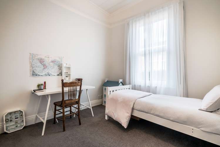 36 Old Lake Road Narrow Neck_20