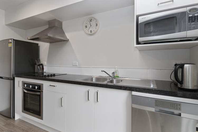 20/100 Knighton Road Hillcrest_3