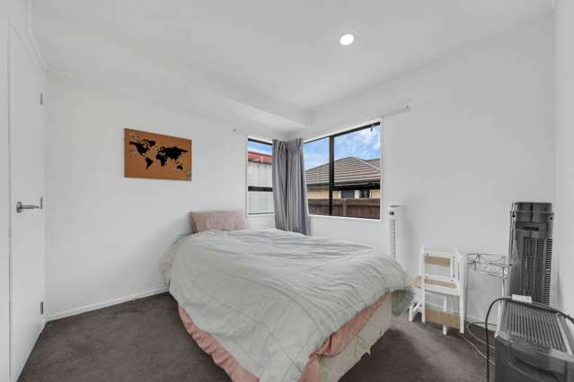 2/21 George Street Papakura_4