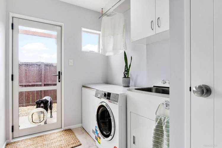 66a Wharf Road Clarks Beach_15