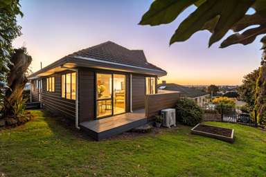 2/1046 New North Road_2