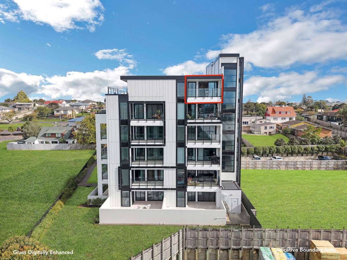 502/12 Barrack Road_4