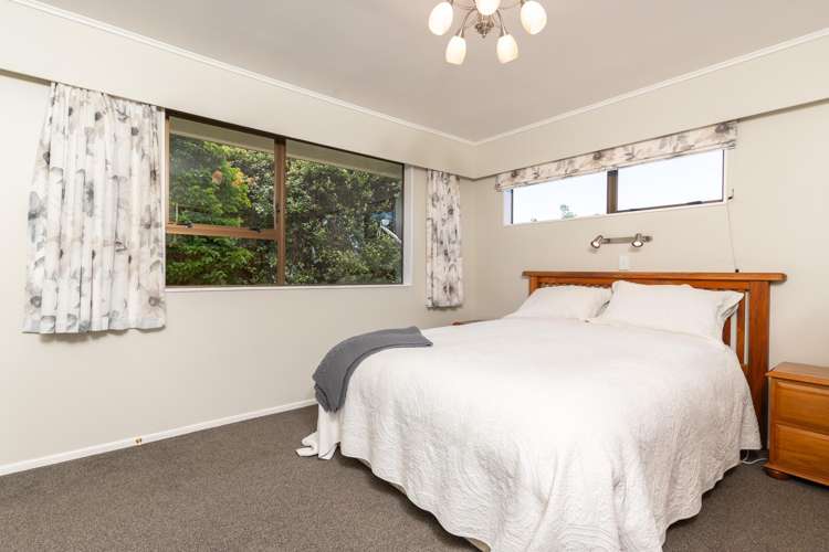64 Cambrian Street Churton Park_9