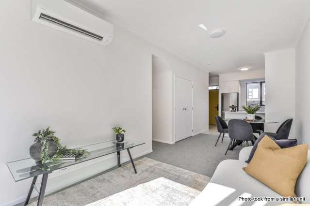 33 Oranga Drive Westgate_2