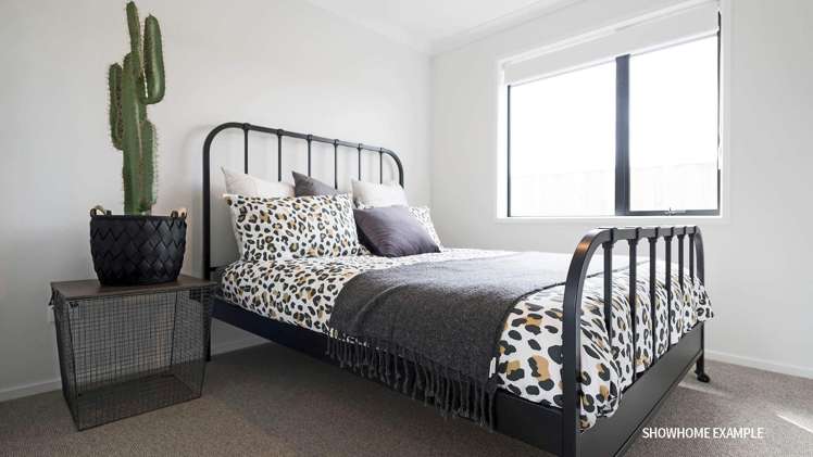 9 Kittyhawk Road Burleigh_3