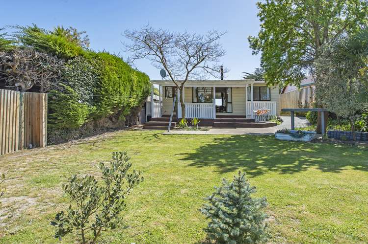 26 Rotten Row Waikuku Beach_24