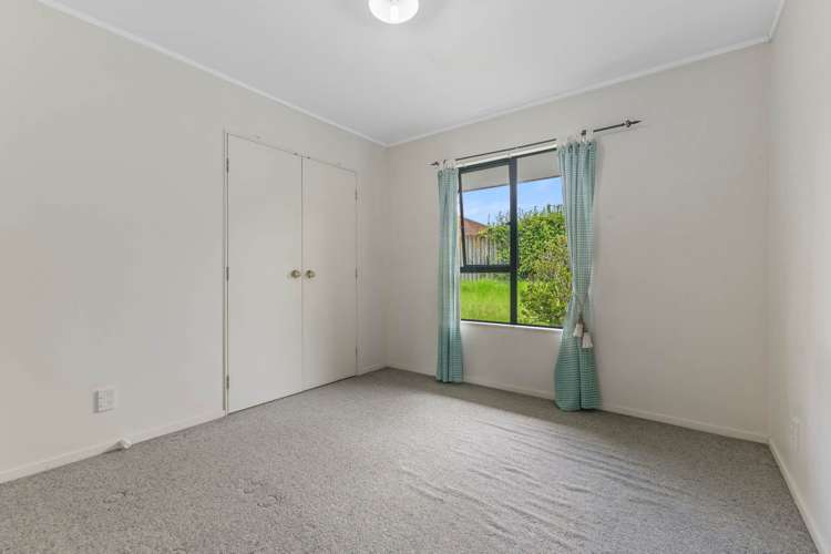 10 Frank Bunce Grove Flat Bush_12