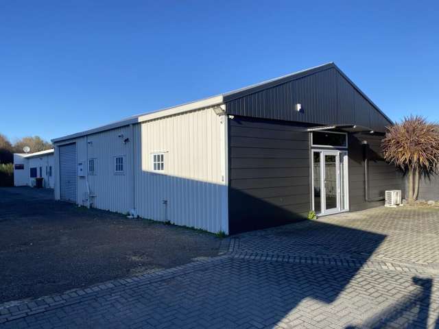 Storage Units and Offices