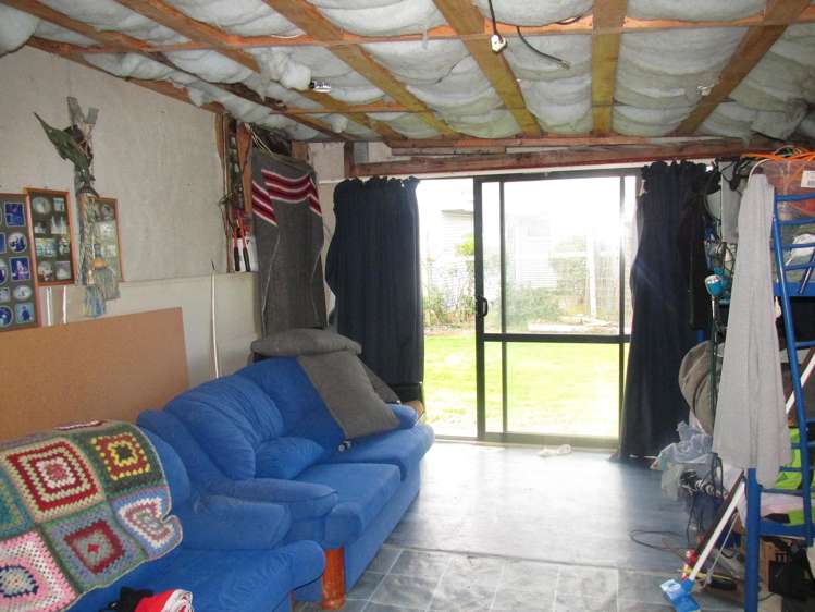 167 Newcastle Street Mahia_10