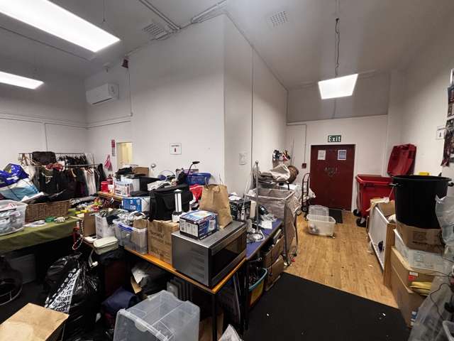 217-219 High Street Hutt Central_4