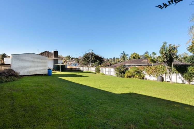 89 View Road Henderson_17