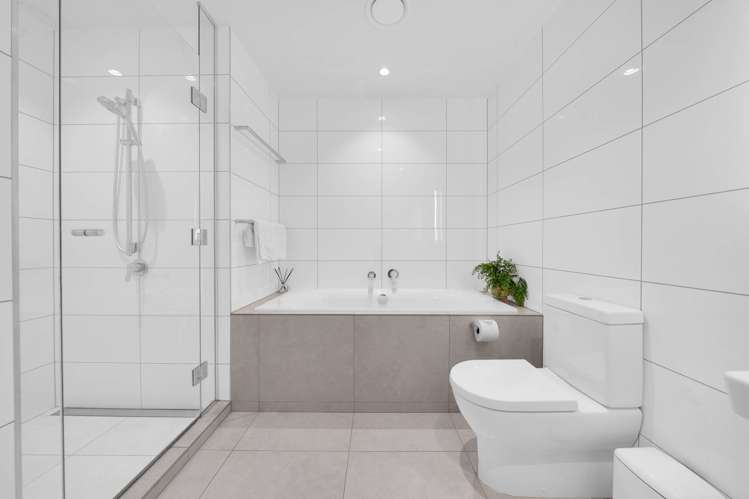 208/223B Green Lane West Epsom_18