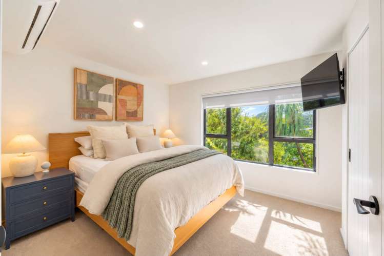 6/621 Glenfield Road_3