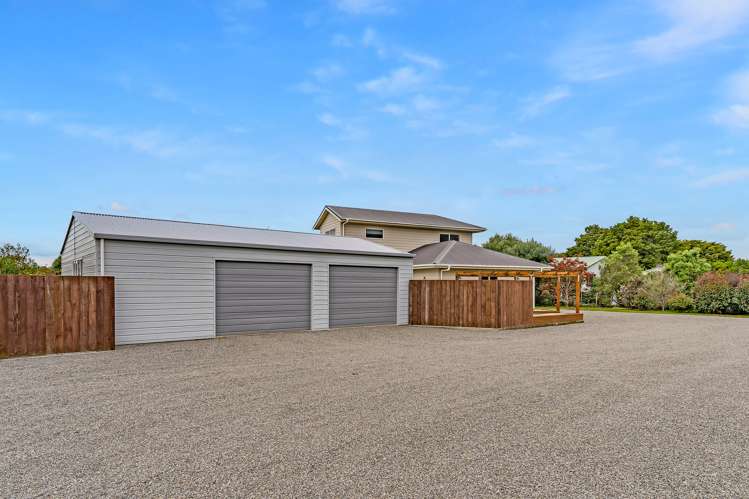 56 Charles Street Carterton_18