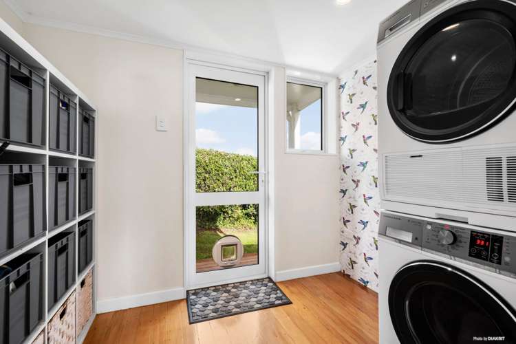 82 Honey Road Otaua_11