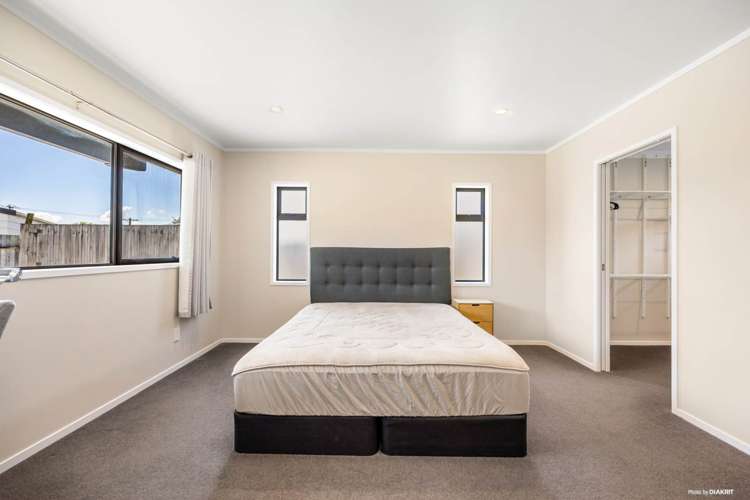 2/5 Abbotleigh Avenue Te Atatu Peninsula_6