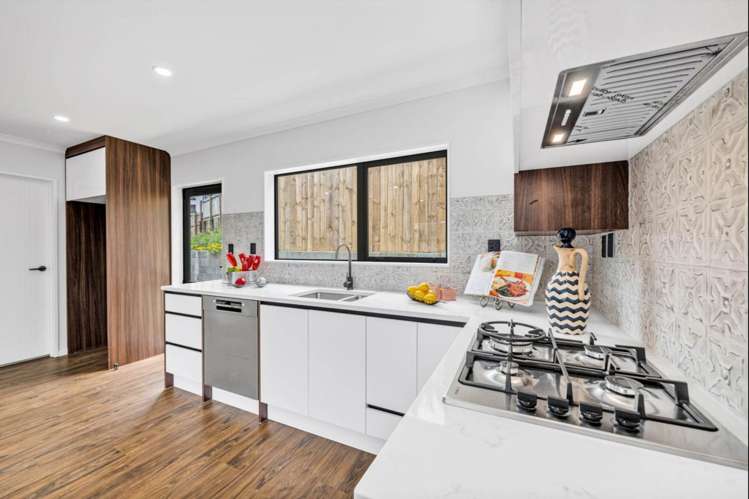 8/50 Tiverton Road Avondale_7