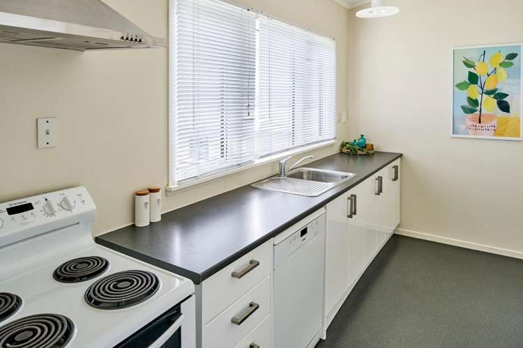 2 Tarawera Road Johnsonville_1