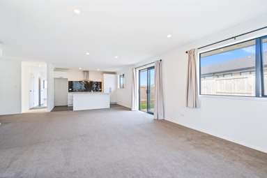49 Plover Street_2