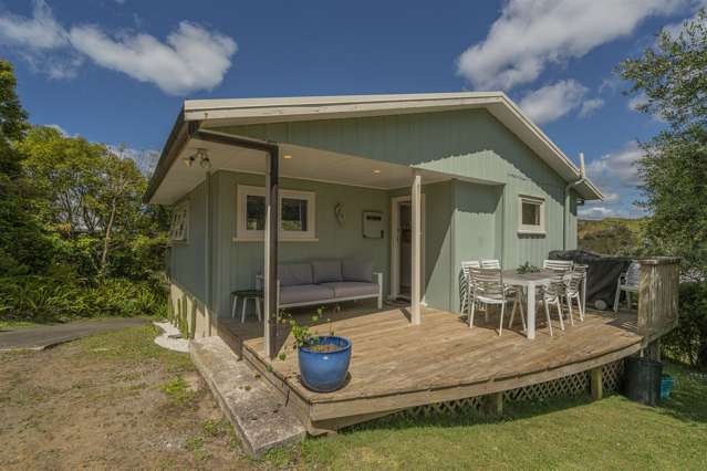 4 Ocean Beach Road Tairua_1