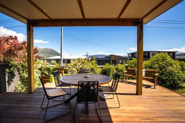 66 Tenby Street Wanaka_3