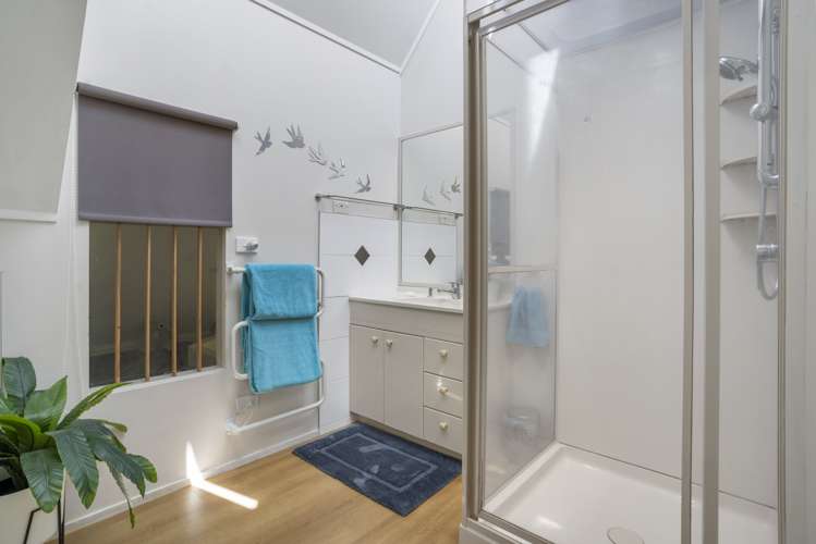 6 Dee Place Torbay_20
