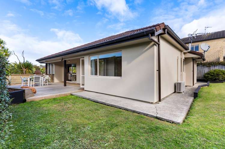 16 Araminta Place Beachlands_24