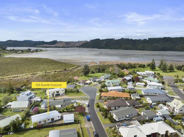 135 Everitt Crescent Whangamata_1