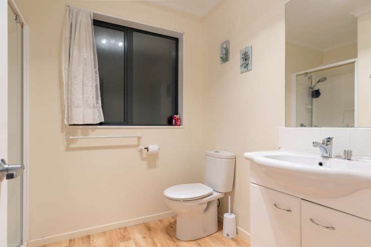 2 Cooper Street Wairau Valley_16