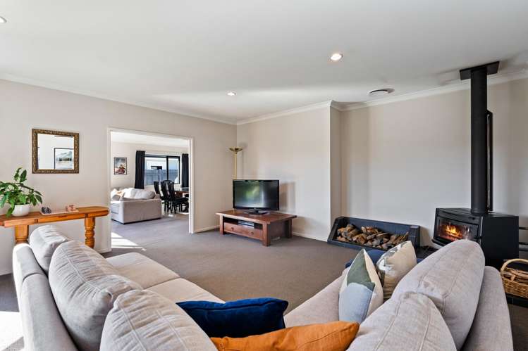 606 Nottingley Road Frimley_6