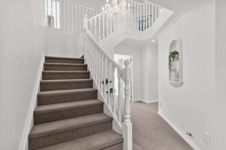 97B The Drive Epsom_5