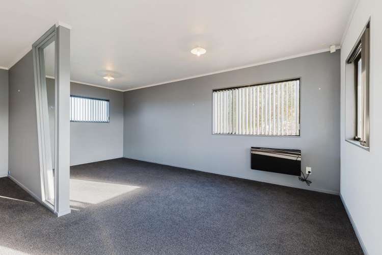 53c Roots Street East Feilding_4