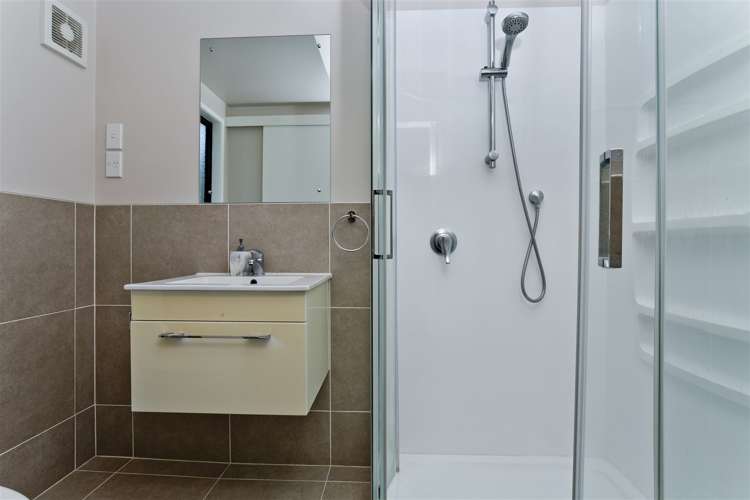 9 Danbury Drive Torbay_23