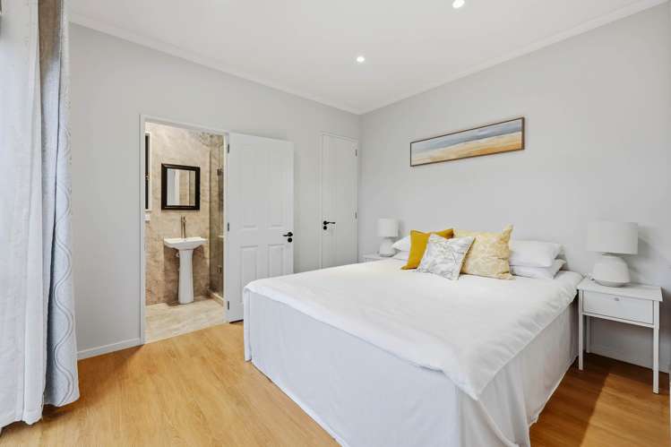 45A Bradbury Road Botany Downs_35