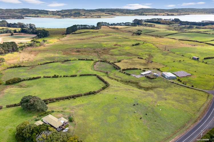 189 Glenbrook Beach Road Glenbrook_2