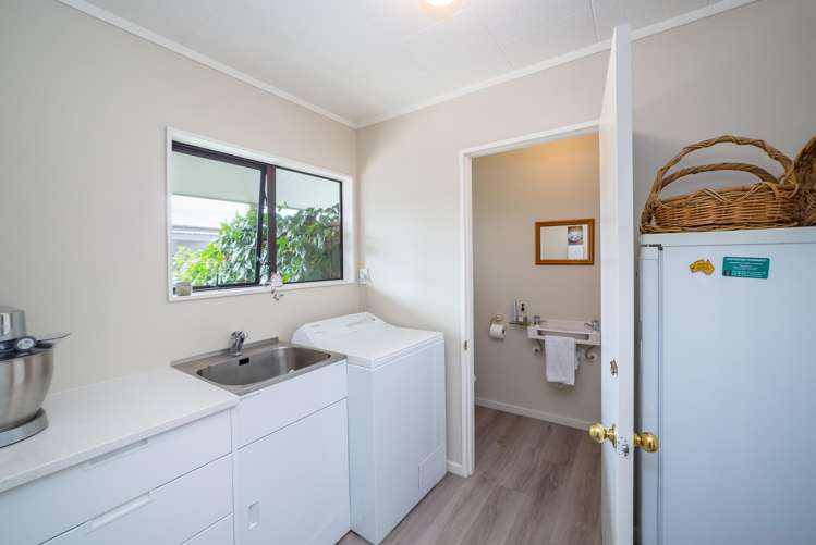 27 Lincoln Road Carterton_5