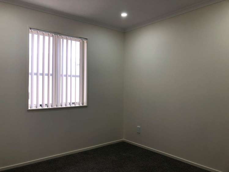 9 Warbler Crescent Papakura_5