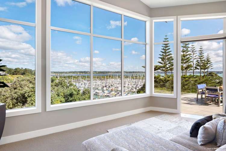 89 Pine Harbour Parade Beachlands_1