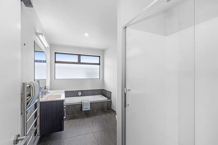 22 Bronco Drive Aidanfield_7