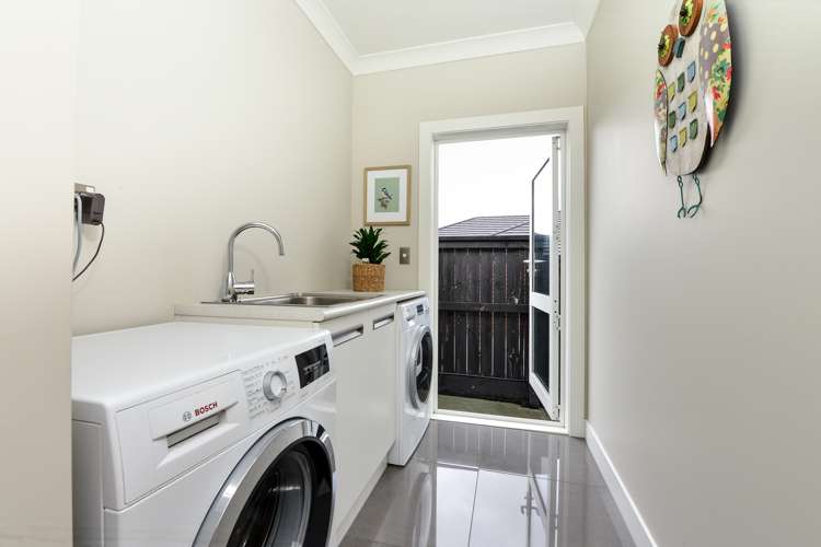 24 Petersburg Drive Flagstaff_18