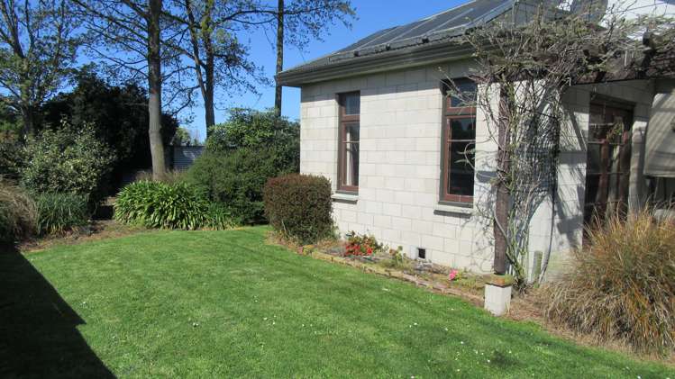 85 Waimate Highway Saint Andrews_13