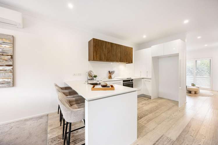 22 Tamiro Road_3
