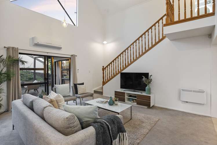 2/184 Norman Lesser Drive Saint Johns_6