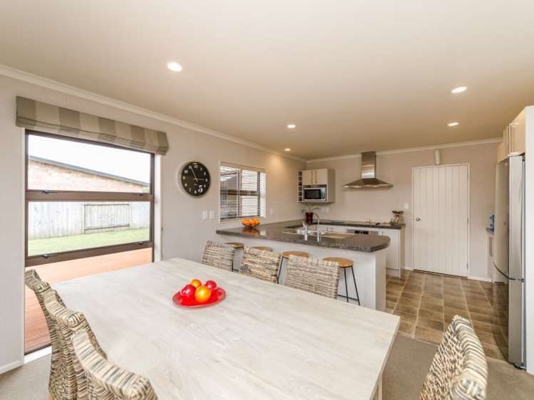 72 Branigan Parade Kelvin Grove_4