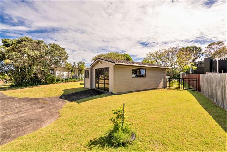 13 Coronation Row Pauanui_19